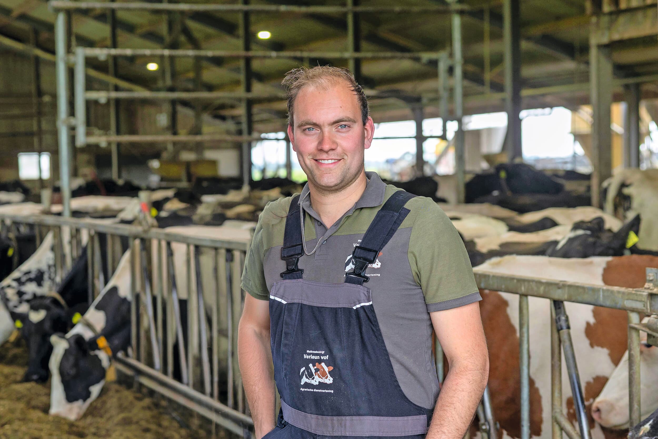 Roy Verleun (25) zit met zijn ouders in de vof. Hun melkveebedrijf zit op twee locaties: in Reeuwijk en Nieuwerbrug aan den Rijn (Z.-H.). Foto's: Herbert Wiggerman